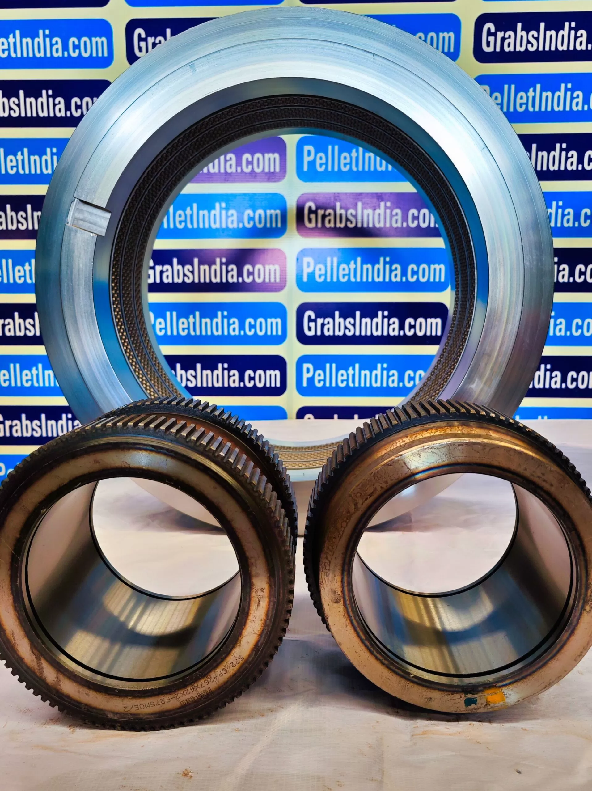 dual track ring die